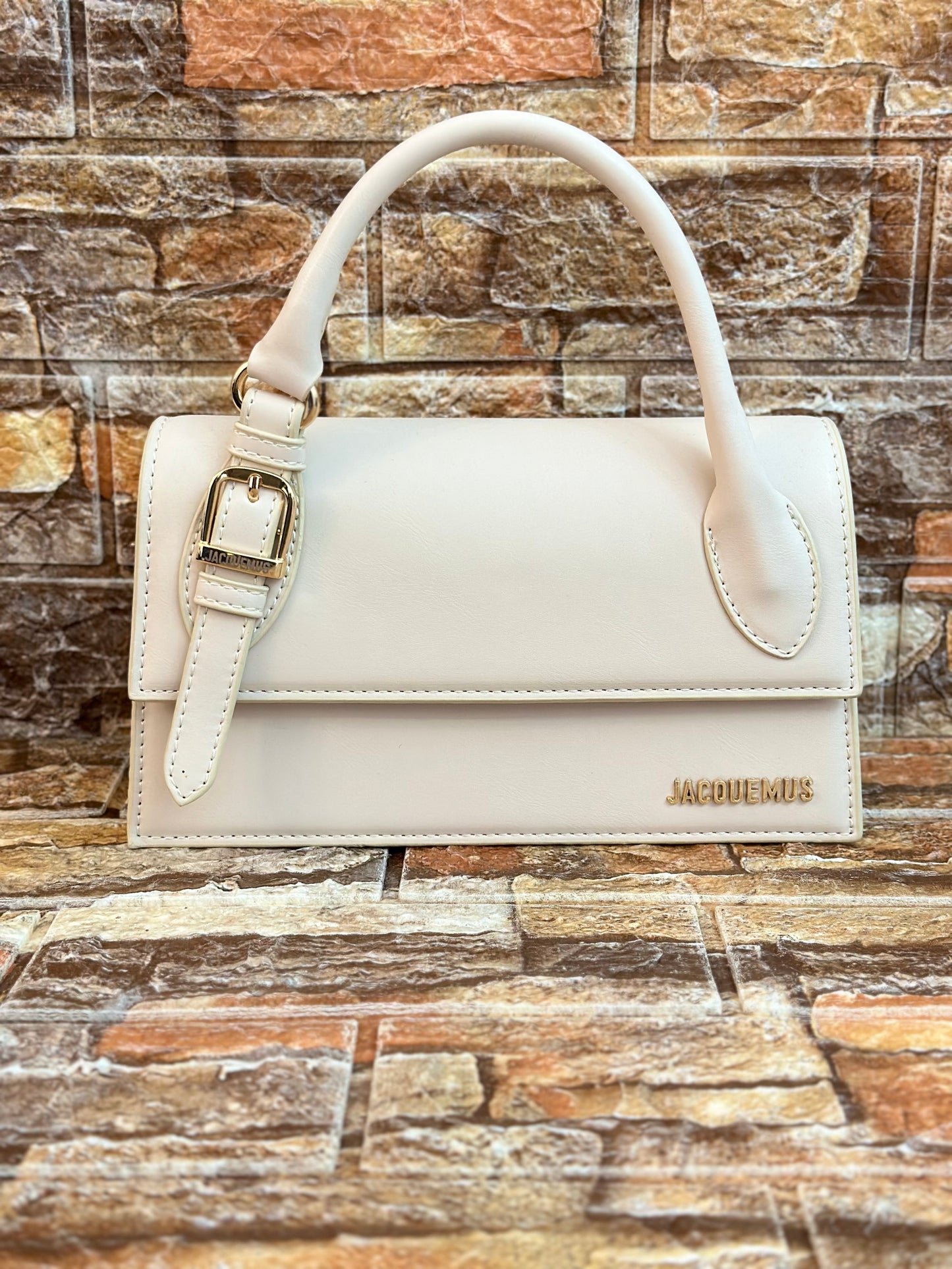 Jacuemus The Long Chiquito White